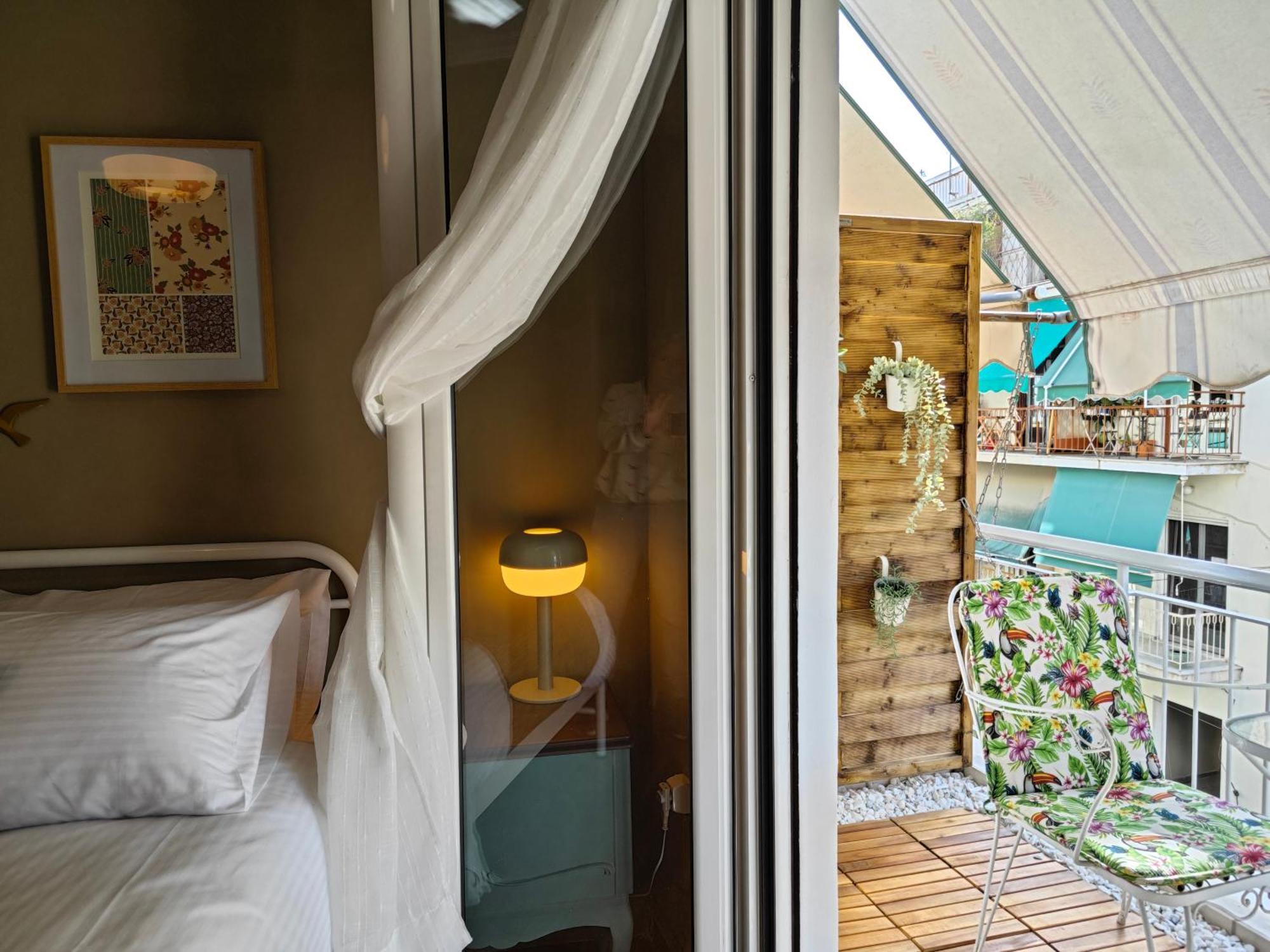 Caravin Wanderhome Acropolis, 1 Min From Acropolis Museum Atenas Exterior foto